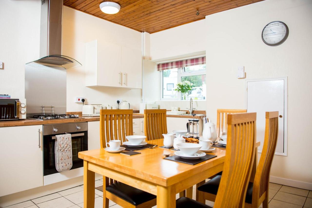 Awel Taf- Central Cottage Ideal For Families, With Parking Сент-Кліарз Екстер'єр фото