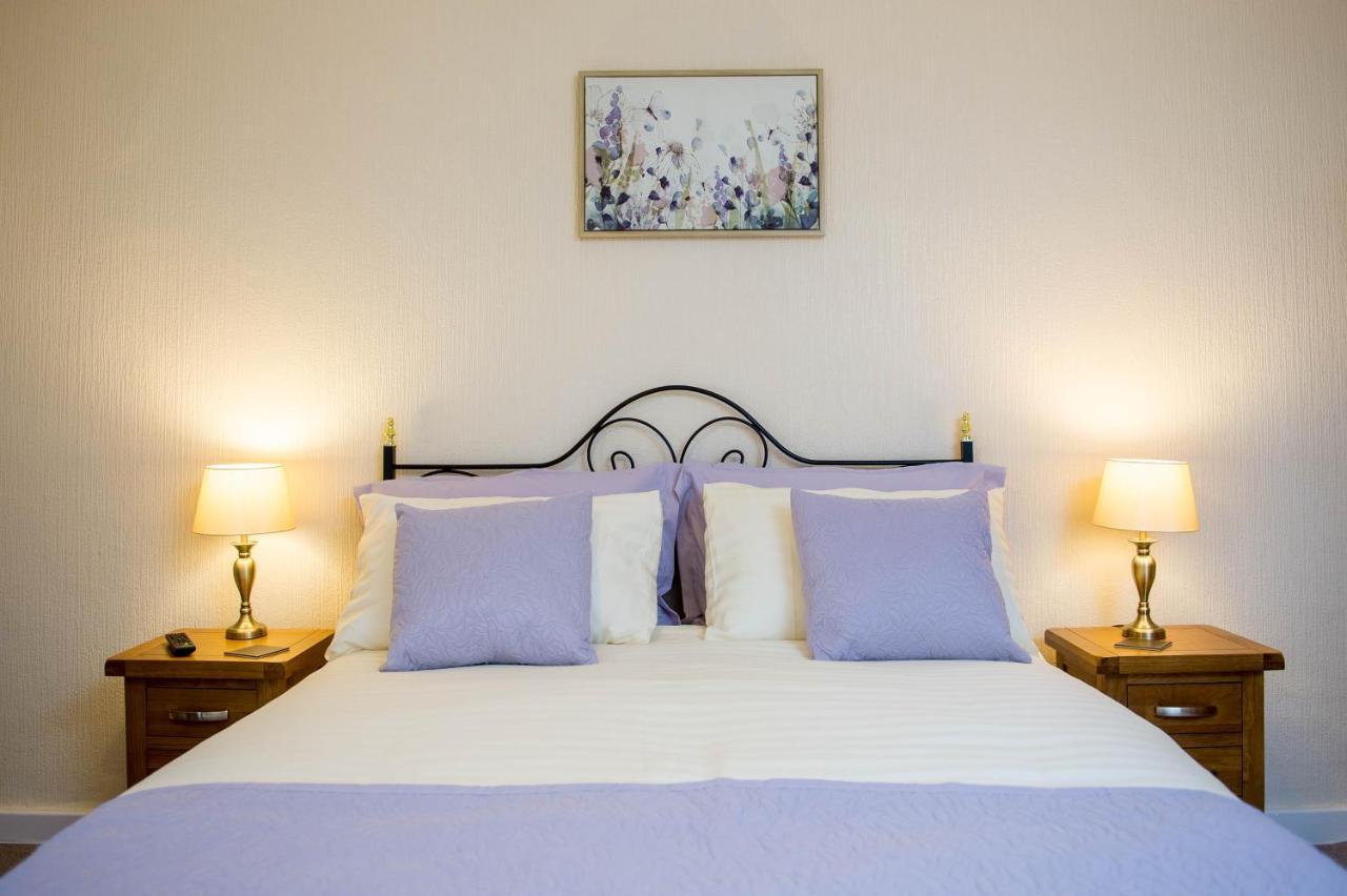 Awel Taf- Central Cottage Ideal For Families, With Parking Сент-Кліарз Екстер'єр фото