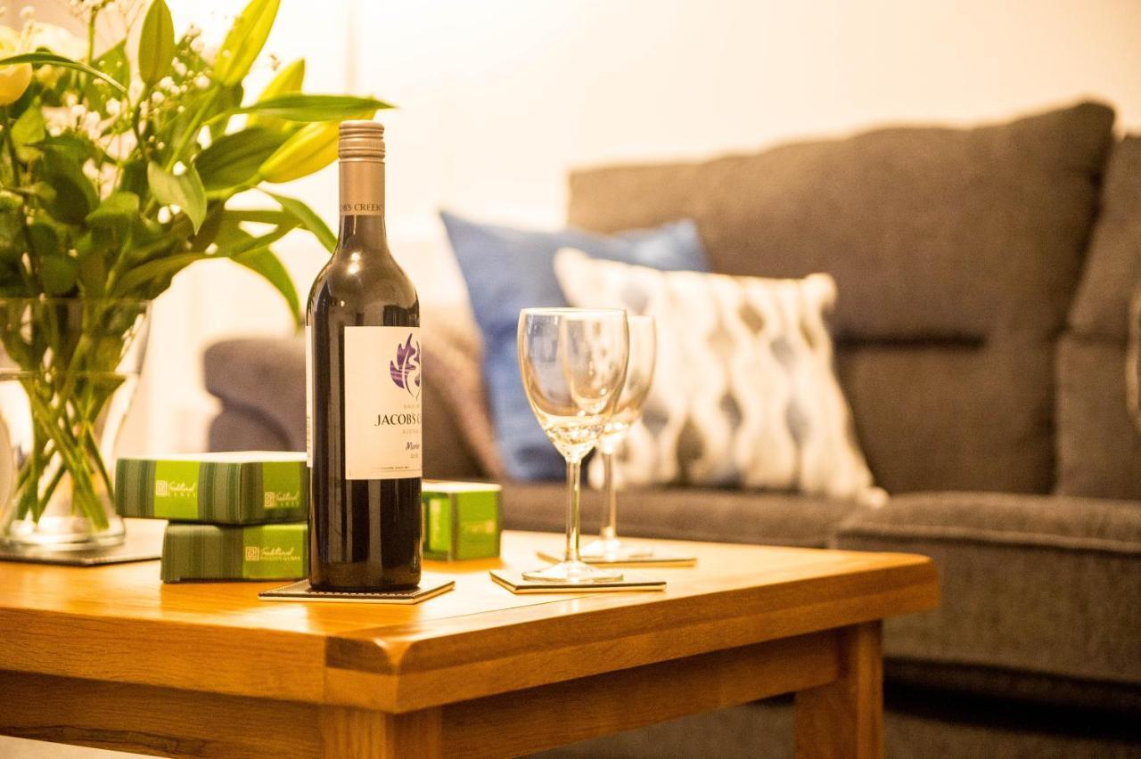 Awel Taf- Central Cottage Ideal For Families, With Parking Сент-Кліарз Екстер'єр фото